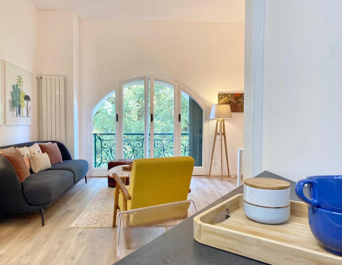 Casaviva-Stylish Trilo With Ac-Shared Pool-Parking Apartment Genoa Bagian luar foto
